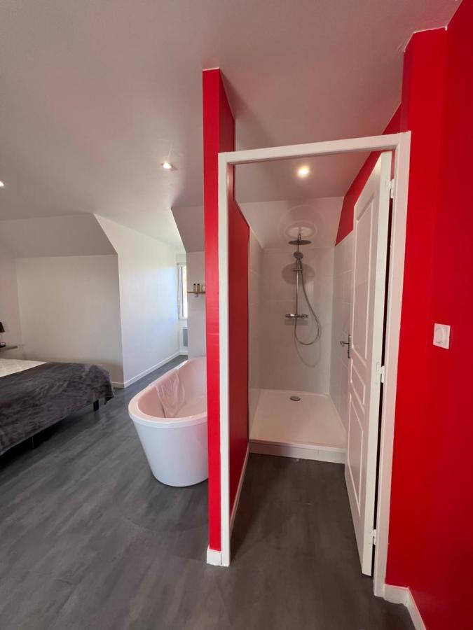 Bed and Breakfast Aux Charmes 2 Isques Екстер'єр фото