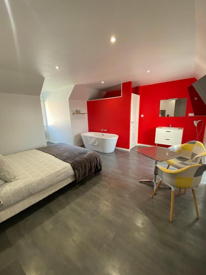 Bed and Breakfast Aux Charmes 2 Isques Екстер'єр фото
