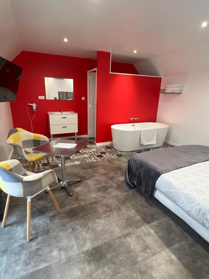 Bed and Breakfast Aux Charmes 2 Isques Екстер'єр фото