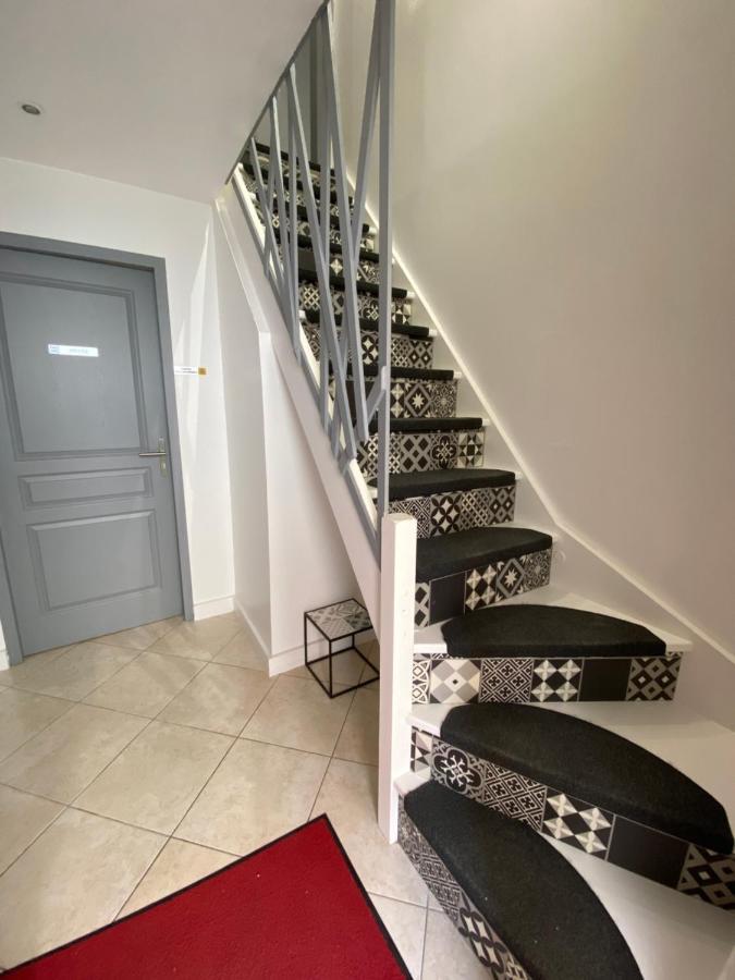 Bed and Breakfast Aux Charmes 2 Isques Екстер'єр фото