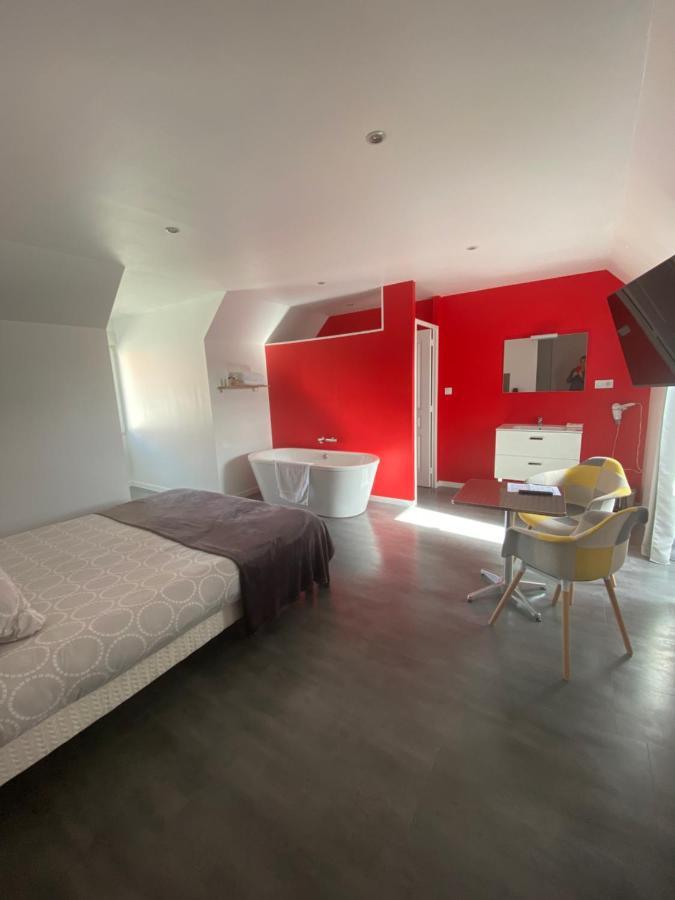 Bed and Breakfast Aux Charmes 2 Isques Екстер'єр фото